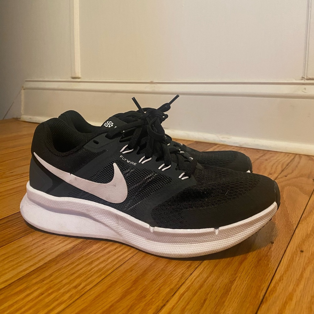 Nike Running Swift 3